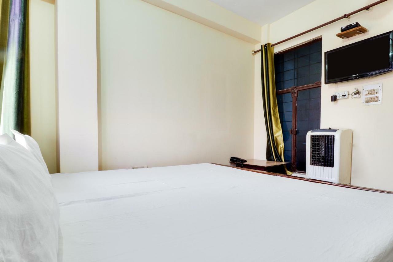 לקנאו Spot On 38567 Hotel Aryan מראה חיצוני תמונה