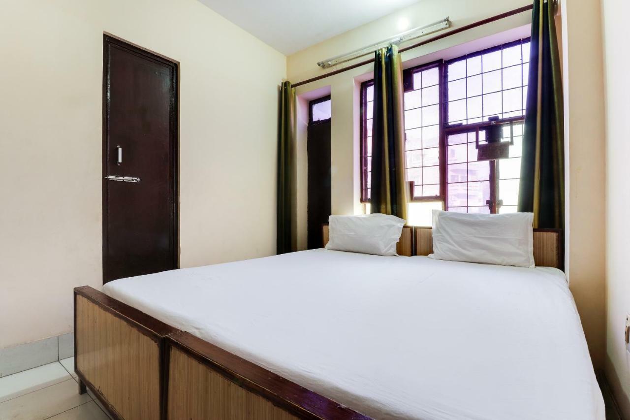 לקנאו Spot On 38567 Hotel Aryan מראה חיצוני תמונה